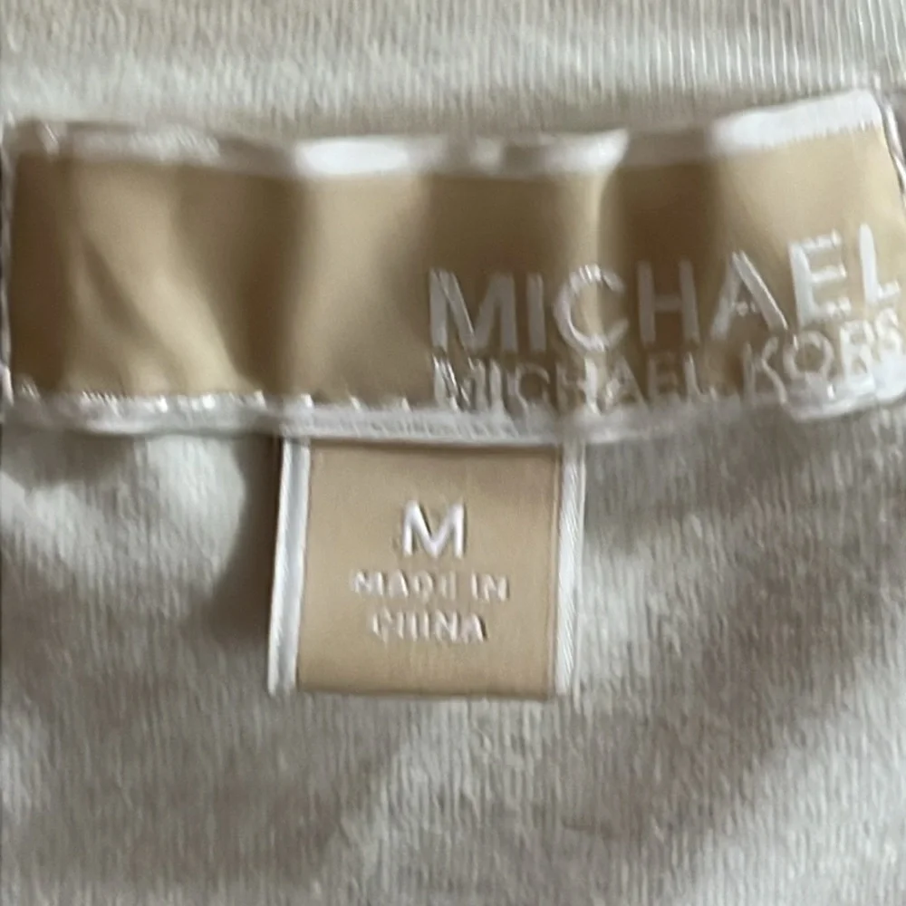 MICHAEL KORS CREAM 3/4SLEEN V-NECK TOP COTTON SPANDEX BLEND LIGHTWEIGHT MEDIUM